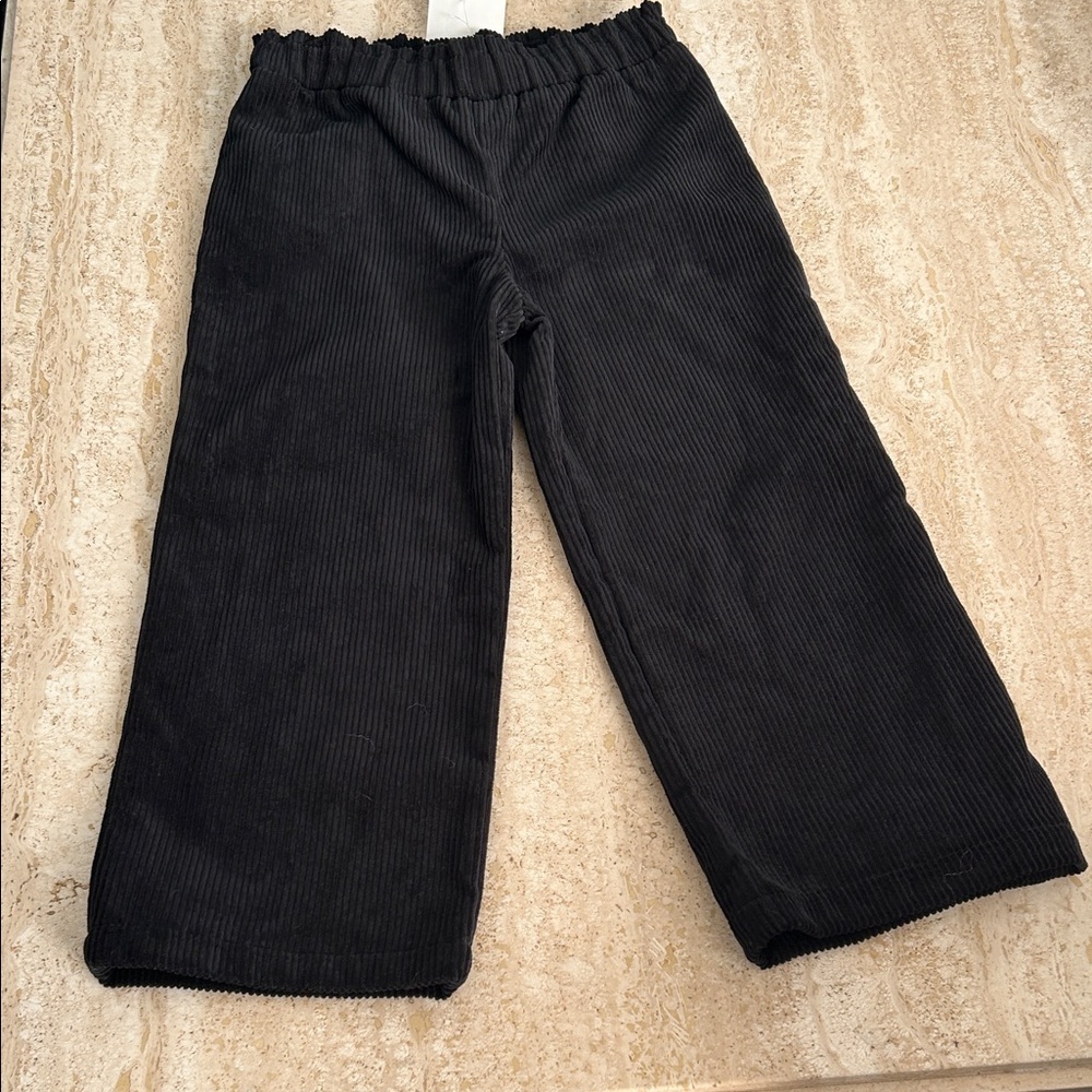 NWT 🆕 Black Corduroy Kids Pants size 4 years